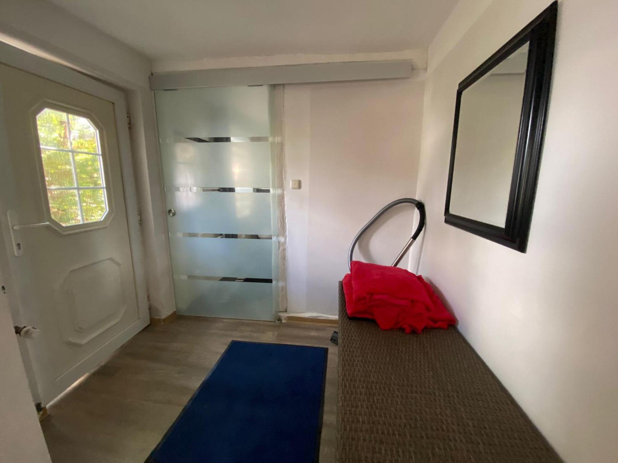 Ferienwohnung Mit Separatem Eingang Und Parkplatz, Ideal Fuer Handwerker Und Geschaeftsreisende 도프 메클렌부르크 외부 사진